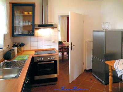 Einbauküche im Erdgeschoß, hier z.B. Haus Nr.2