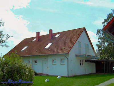 Hauseingangsseite Ferienhaus Nr.3 R�genResidenz Losentitz