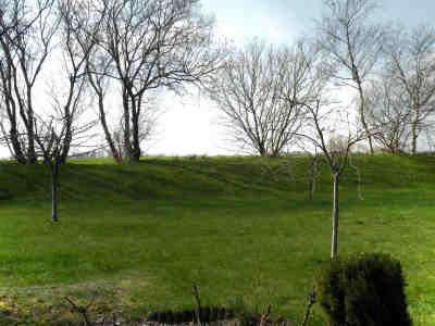 Das Grundst�ck grenzt unmittelbar an die weitl�ufige Landschaft