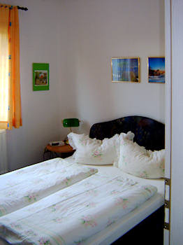 Schlafzimmer mit franz�sischem Doppelbett
