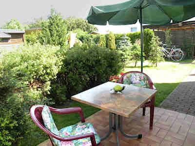 Eingang und Terrasse