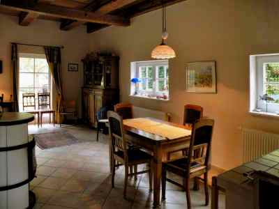 Essplatz im gro�en Wohnzimmer