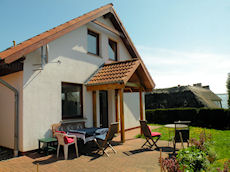 Klicken Sie hier und das Ferienhaus Seeblick in Neuendorf am Wasser auf R�gen!