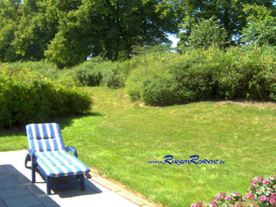 Genieen Sie Terrasse und Garten