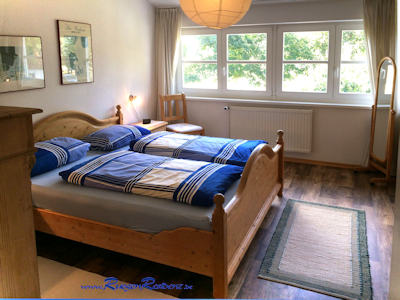 Das Gaubenzimmer mit Doppelbett