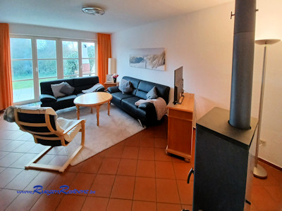Blick durch Wohnzimmer vom RgenResidenz Haus Nr. 8