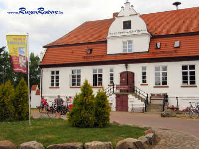 Das Ernst-Moritz-Arndt-Haus mit regelmigen Kunstausstellungen