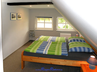 Schlafzimmer 2  FeWo 1 Landhaus Rgen